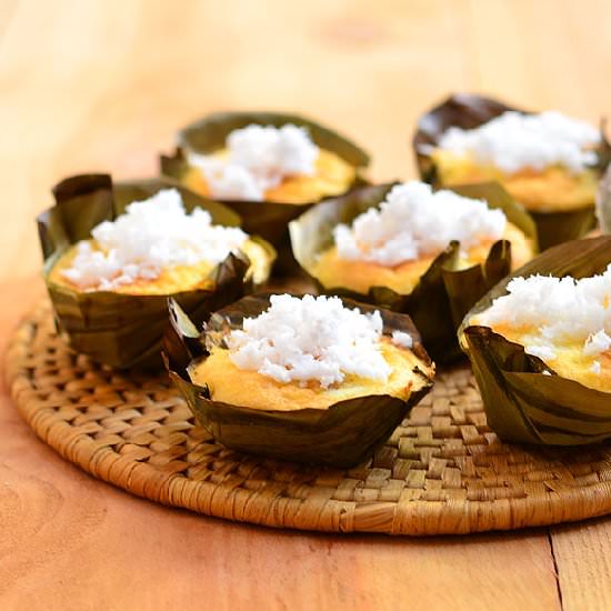 Bibingkute (Mini Bibingka Cakes)