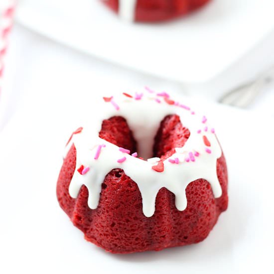 Mini Red Velvet Bundt Cakes