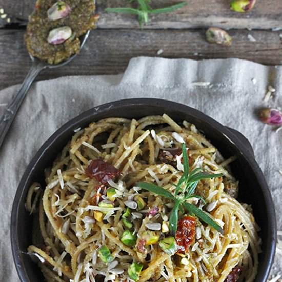 Spaghetti with Pistachio Pesto