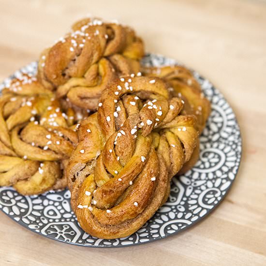 Pumpkin-Biscoff Knots