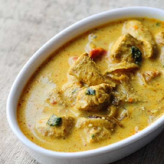 Chicken Curry in Coconut Milk