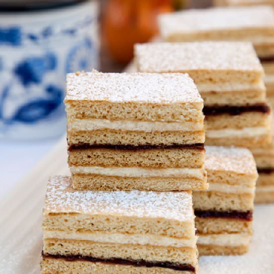 Cake with Honey Sheets