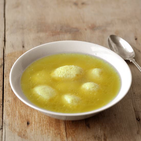 Gnocchi di Semolino in Brodo