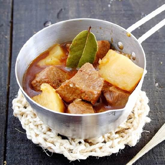 Braised Potatoes with Beef