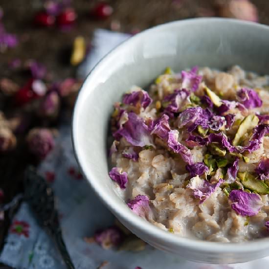 Spiced Oats with Pistachios