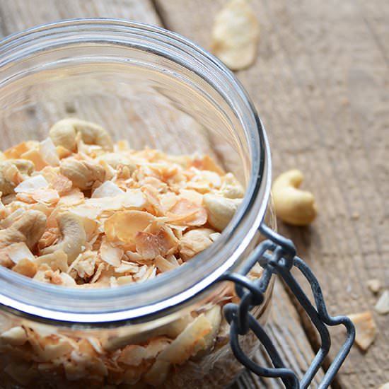 Vanilla Coconut-Cashew Mix