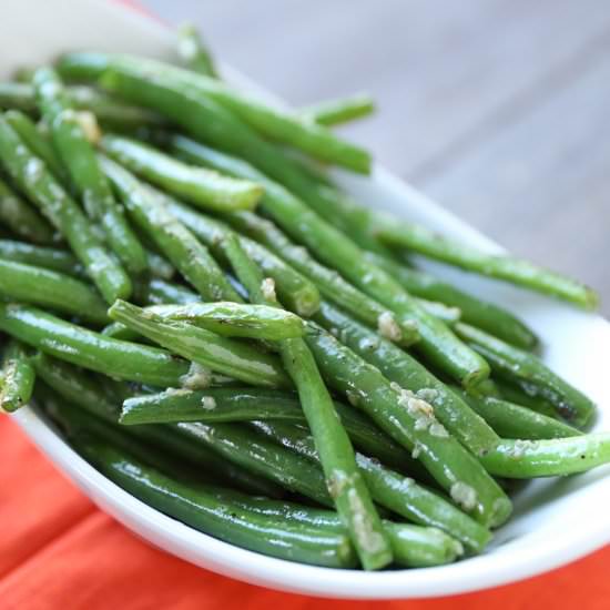 Garlicky Green Beans