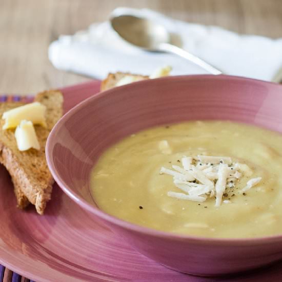 Broccoli and Gruyere Soup