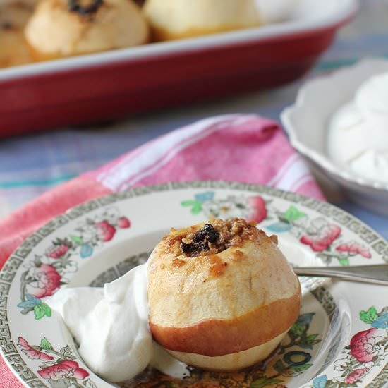 Baked Apples with 2 Fillings