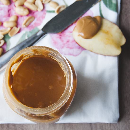 Homemade Peanut Butter