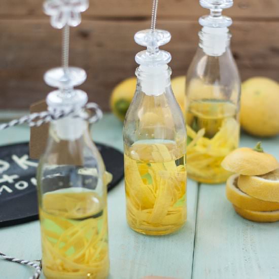 Lemon extract