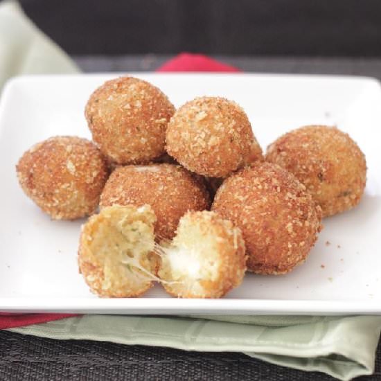 Mozzarella Stuffed Yucca Balls