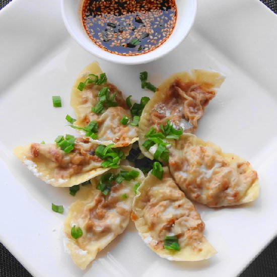 Steamed chicken dumplings