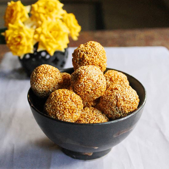 Til Ladoos