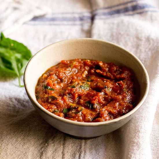 Quick pizza tomato sauce