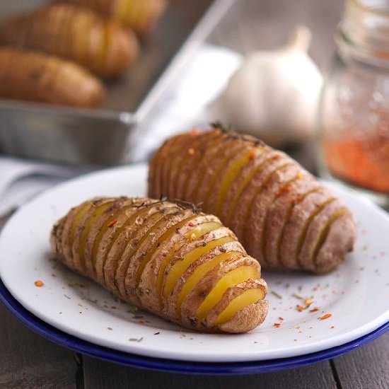 Garlic Thyme Hasselback Potatoes