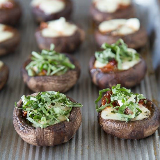 Pizza Stuffed Mushrooms