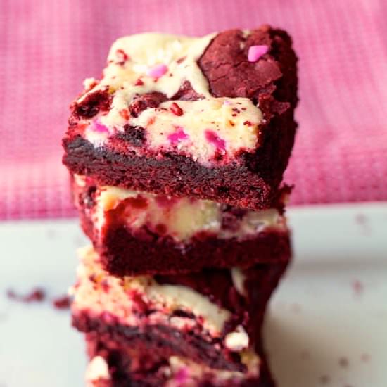Red Velvet Gooey Cheesecake Bars