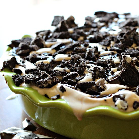 Almond Butter Oreo Ice Cream Pie