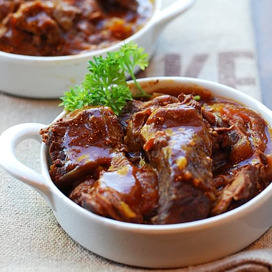 Slow Cooker Hungarian Goulash