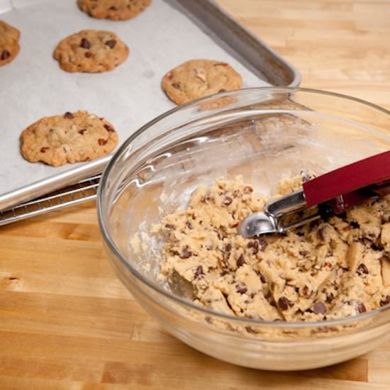 One-Bowl Chocolate Chip Cookies