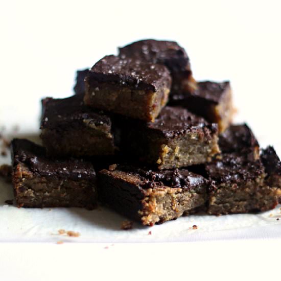 Salted chocolate peanut butter bars