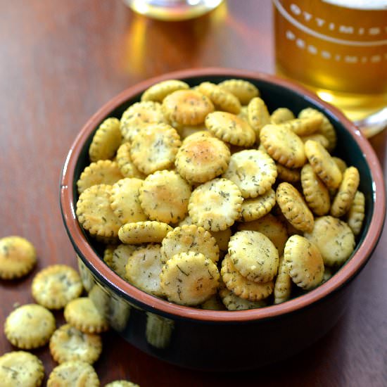 Garlic & Herb Oyster Crackers