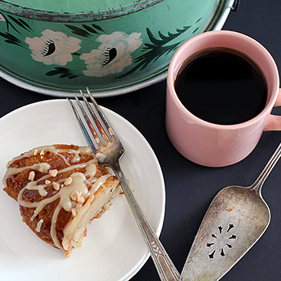 Praline Bundt Cake