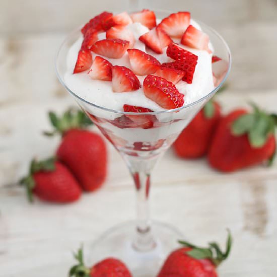 Strawberry Cheesecake Parfaits