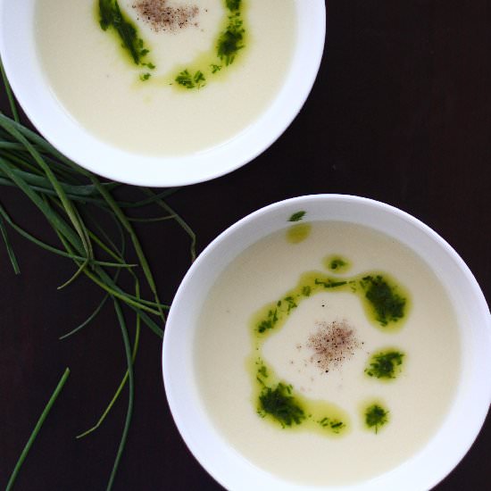 Creamy cauliflower soup