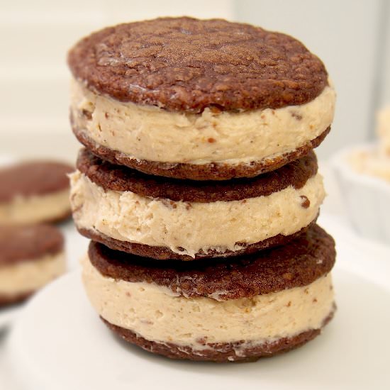 Peanut Butter Brownie Whoopie Pies