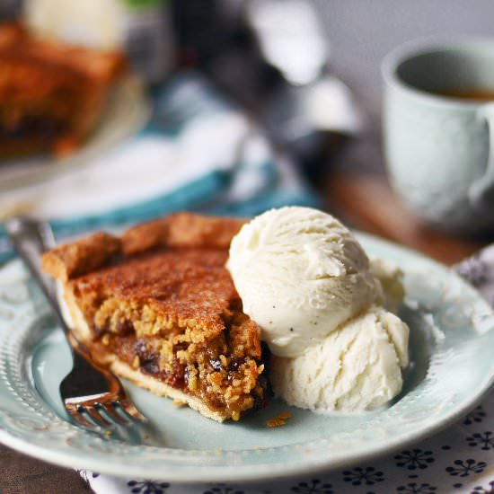 Oatmeal Raisin Pie