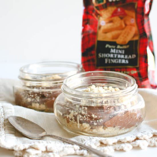 Lighted-Up Chocolate Mousse Jars