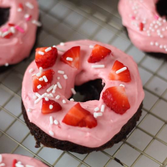 Chocolate Strawberry Doughnuts