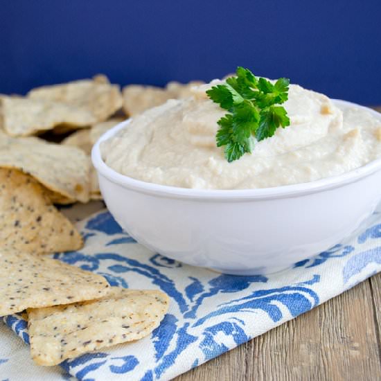 Creamy Greek Yogurt Hummus