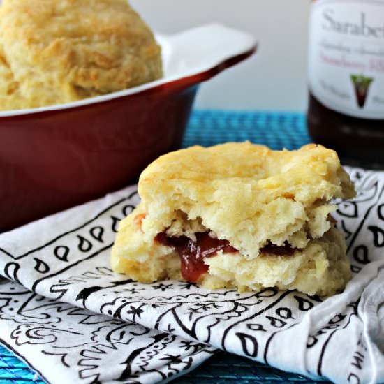Easy Peasy Buttermilk Biscuits
