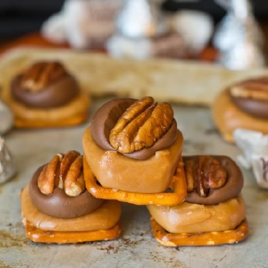 Caramel Pretzel Turtles