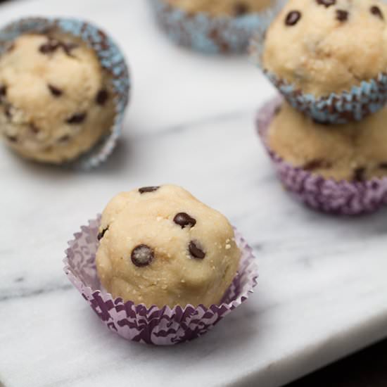 Healthy Cookie Dough Bites