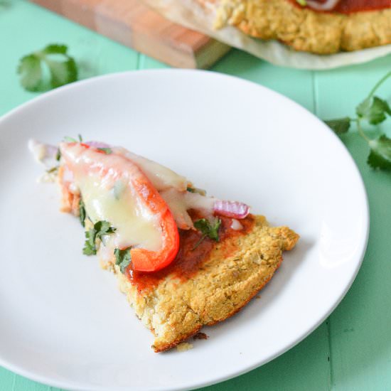 BBQ Chicken with Cauliflower Crust
