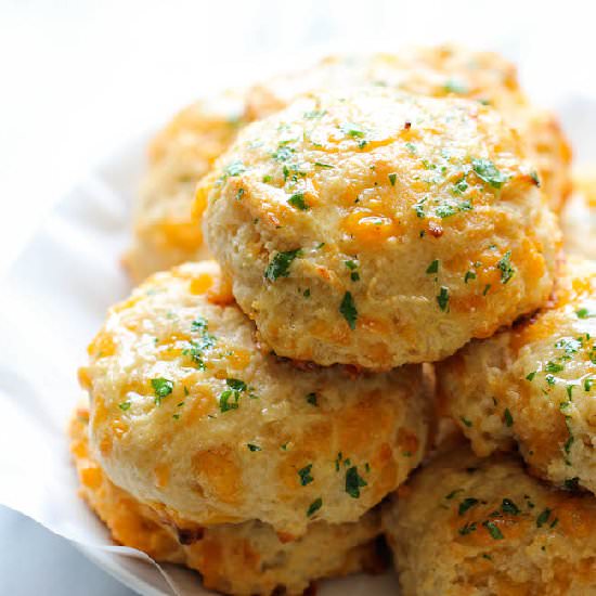 Red Lobster Cheddar Bay Biscuits