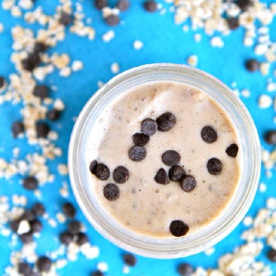 Oatmeal Cookie Dough Smoothie