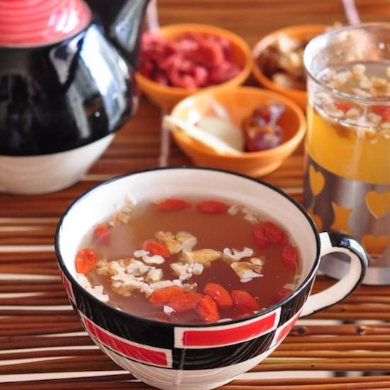 Date and Ginger Tea