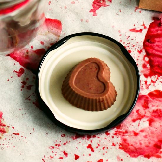 Raw Strawberry Chocolates