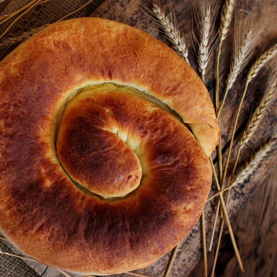 Tutmanik – Bulgarian Cheese Bread