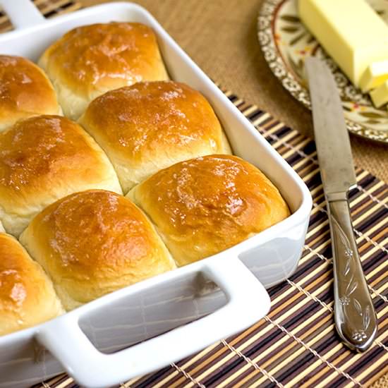 Easy Hawaiian Rolls