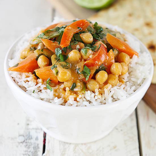 20 Minute Chickpea Curry!