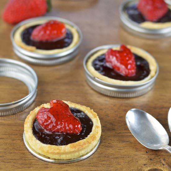 Dark Chocolate Strawberry Tarts