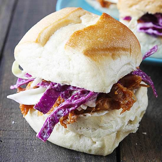 Carolina Style Pulled Pork Sliders