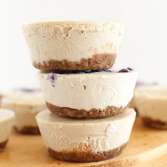 7 Ingredient Vegan Cheesecakes