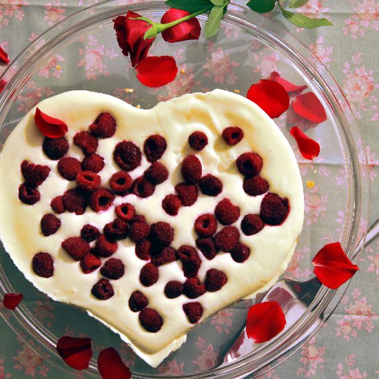 No Bake Valentine’s Cake